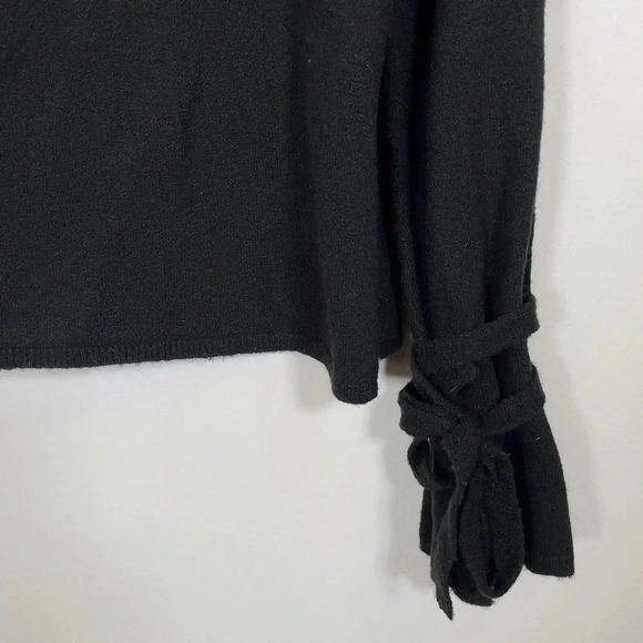 Cupcakes  And Cashmere Bowtie Sleeves Sweater - Picture 5 of 11